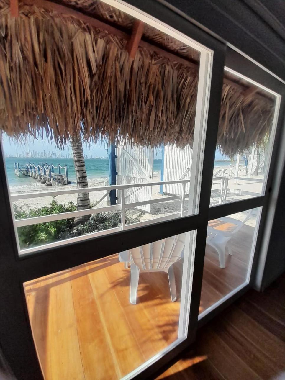 Marine Beach Club & Hotel By Tequendama Tierra Bomba Exterior photo